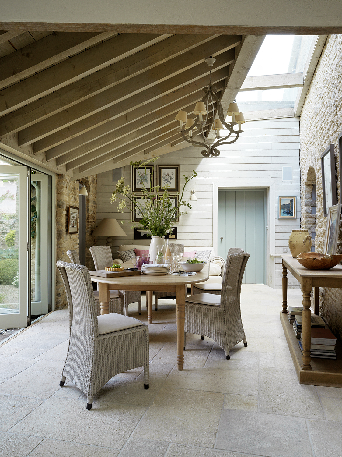 210713 SH TOSH 0023 Webres