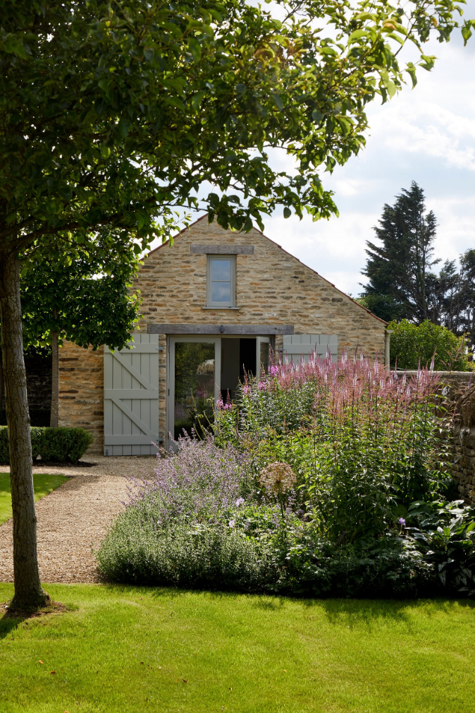 Sims Hilditch Cotswolds Design Studio Garden