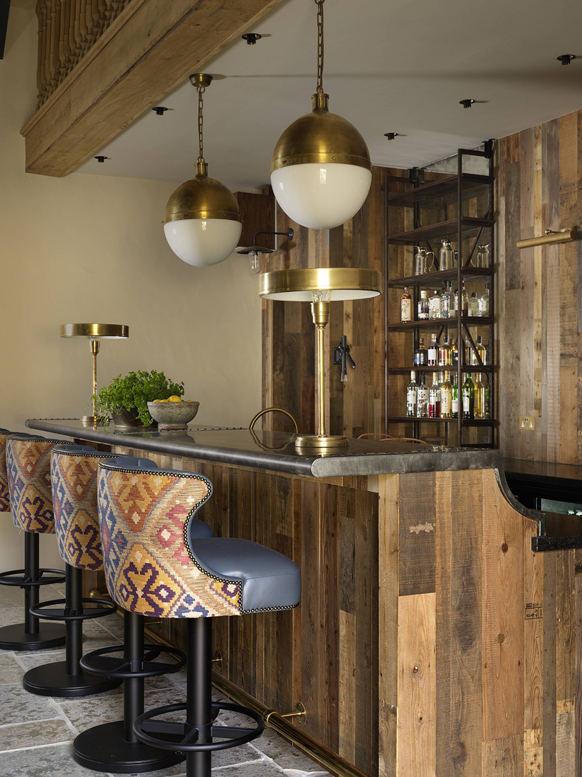 Sims Hilditch The Party Barn (21)