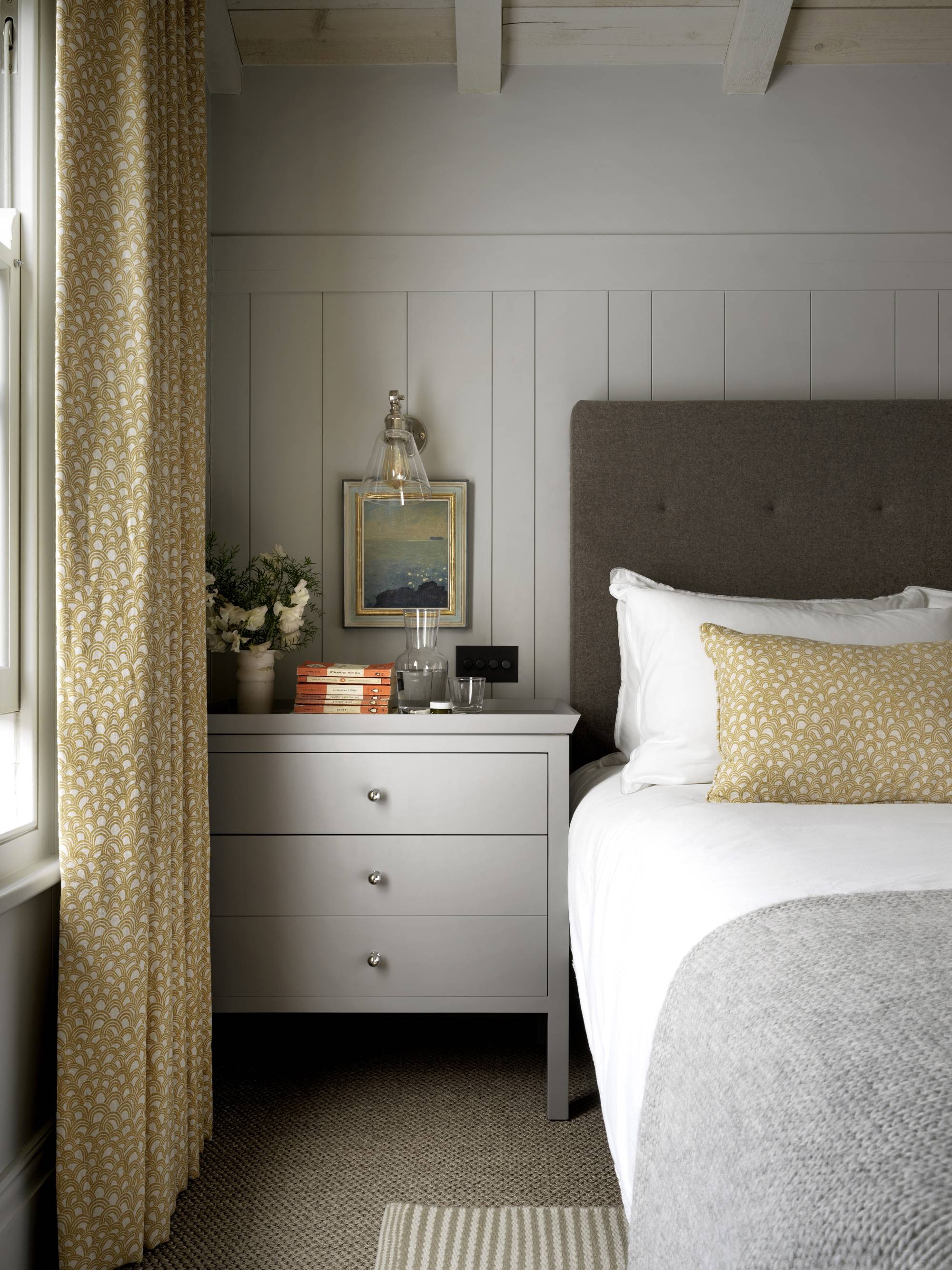 Sism Hilditch Child Friend Home (3)