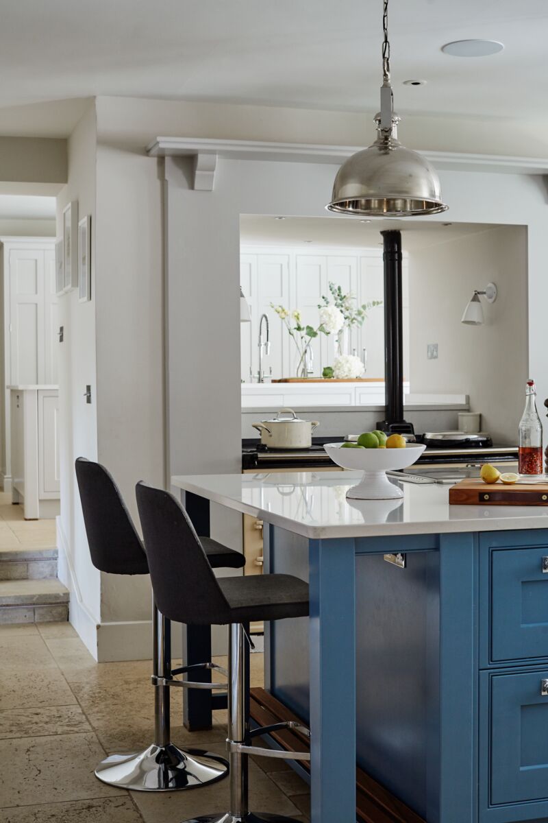 Sims Hilditch Interior Design 16th Century Manor Kitchen Island