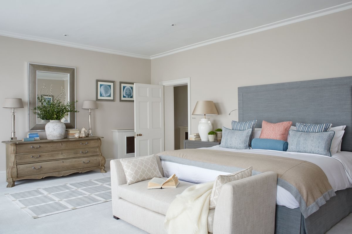 Sims Hilditch Interior Design 16th Century Manor Bedroom