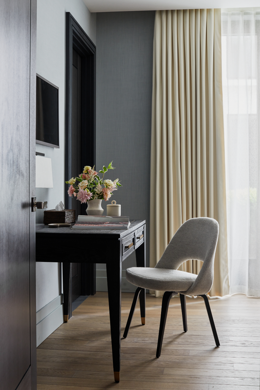 Sims Hilditch Interior Design Chelsea Barracks Residence Desk Chair